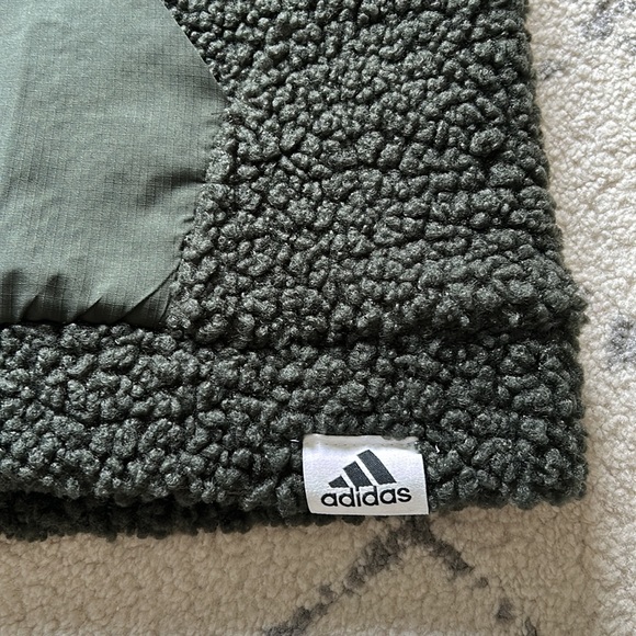 Women’s ADIDAS Sherpa Jacket Size 2XL - Picture 8 of 8